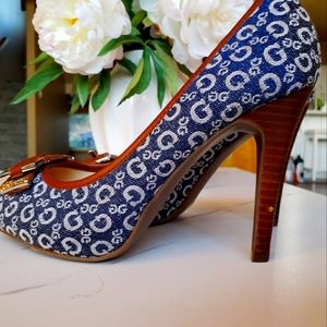 Guess high heels shoes